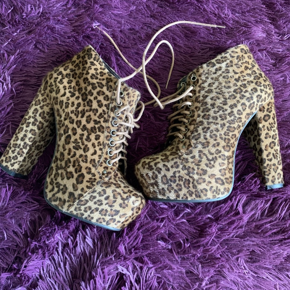 Leopard booties